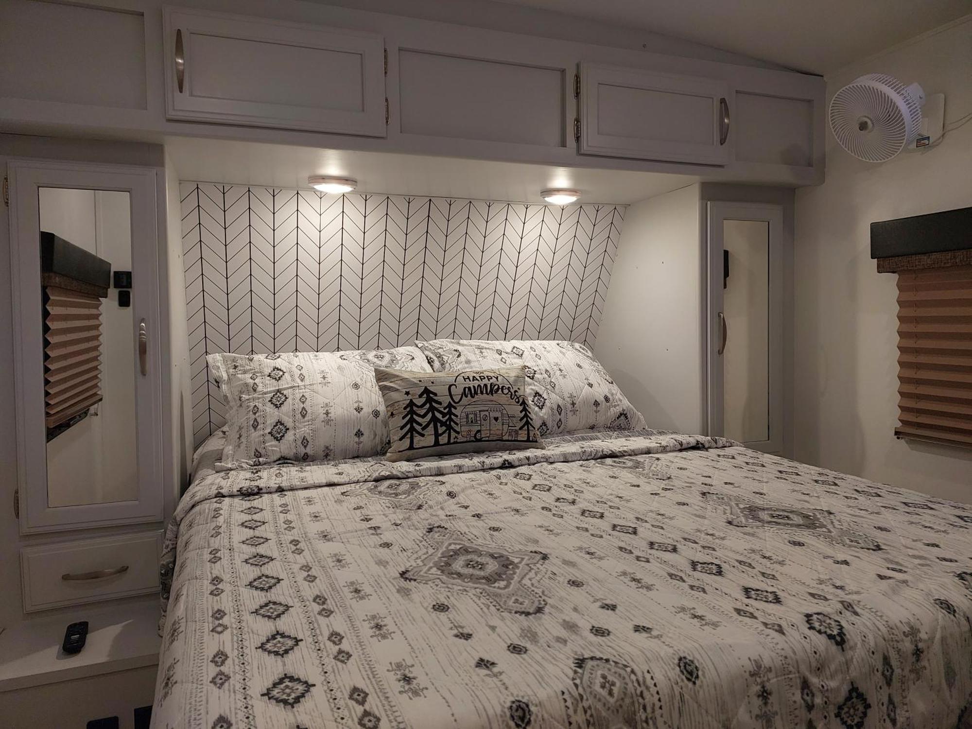 The Torres' Camper Experience! Tampa Exterior foto